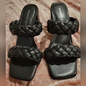 Madden Girl Faux Leather Braided Strap Square Toe Heels. Black Size 8.